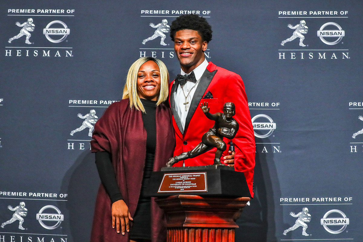 Lamar Jackson's rise, and how he's helping QBs at the youth level