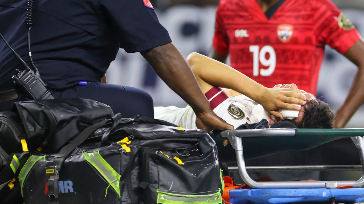 Hirving Lozano injury Mexico star ruled out for Gold Cup Sports