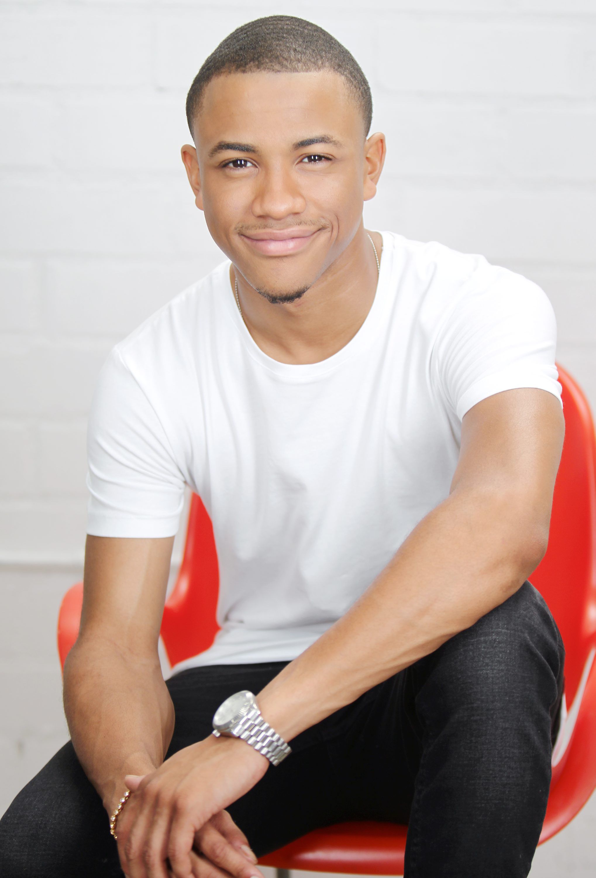 GH'S TEQUAN RICHMOND NABS HIGHPROFILE PILOT Soap Opera Digest