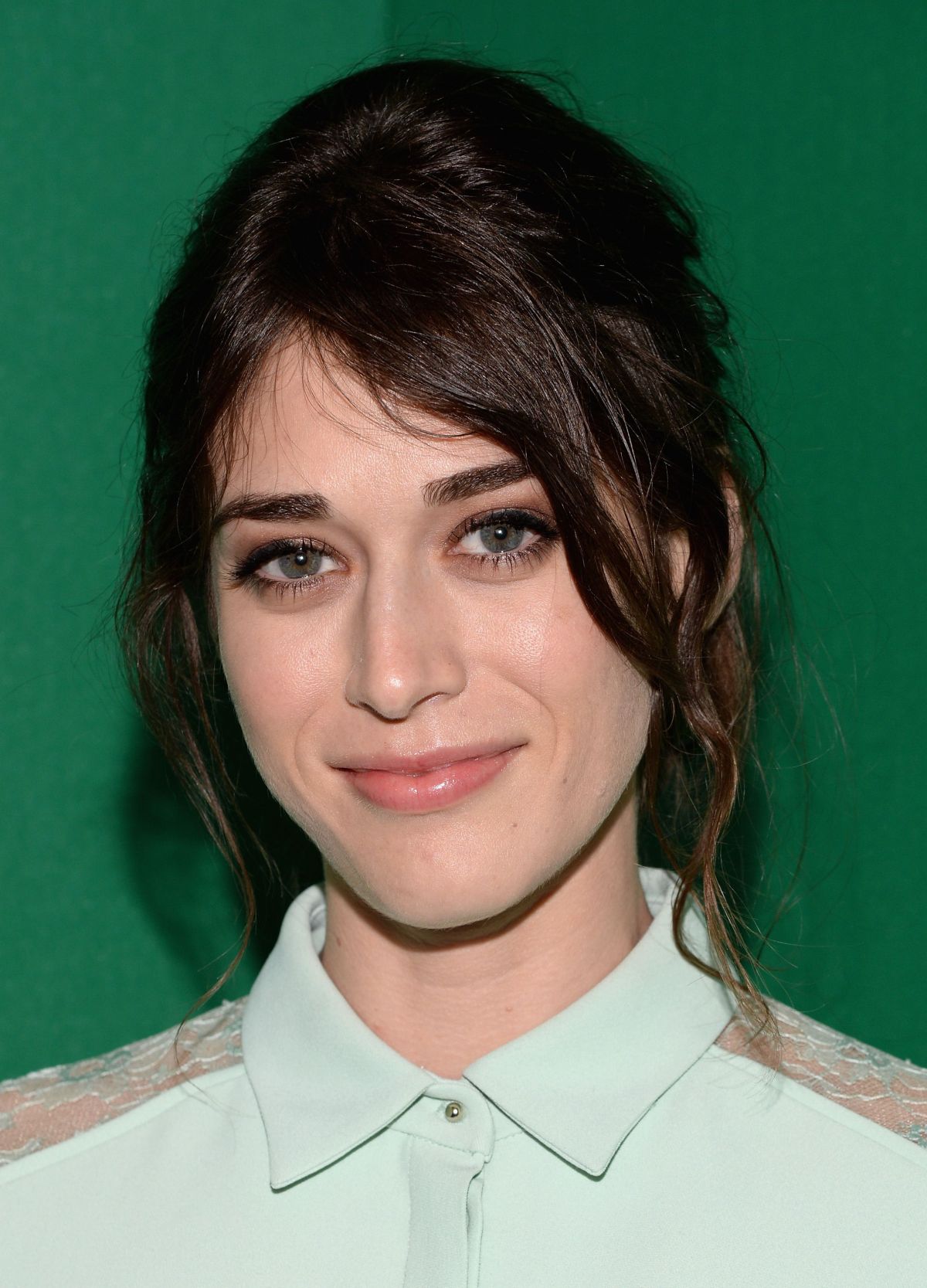 Lizzy Caplan Hot Unseen Wallpapers Photoshoot Downloads