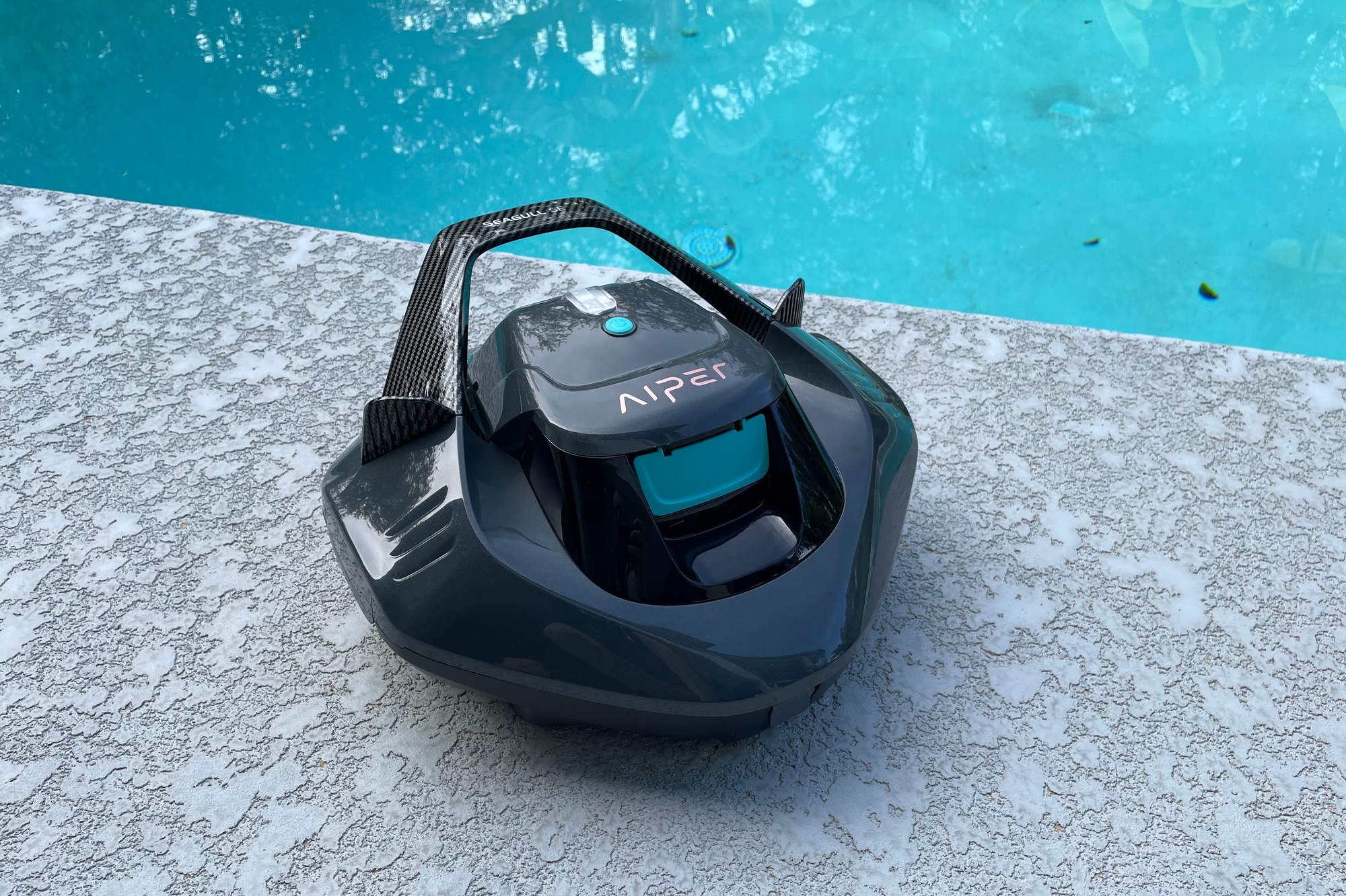 Aiper Seagull SE robotic pool cleaner review An aquatic Roomba TechHive
