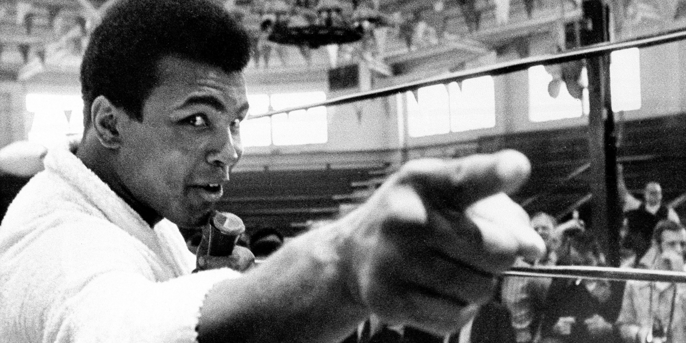 Legendary heavyweight boxing champion Muhammad Ali dead at age 74 TechKee