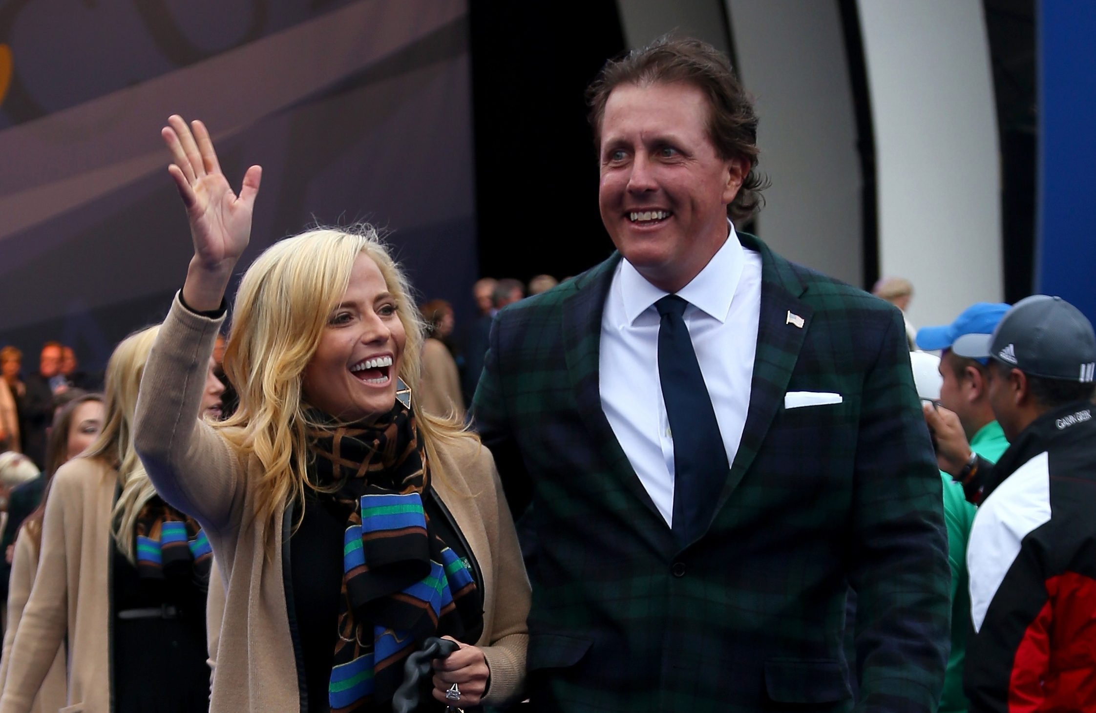 Who is Phil Mickelson’s wife Amy, when did he get married and how many