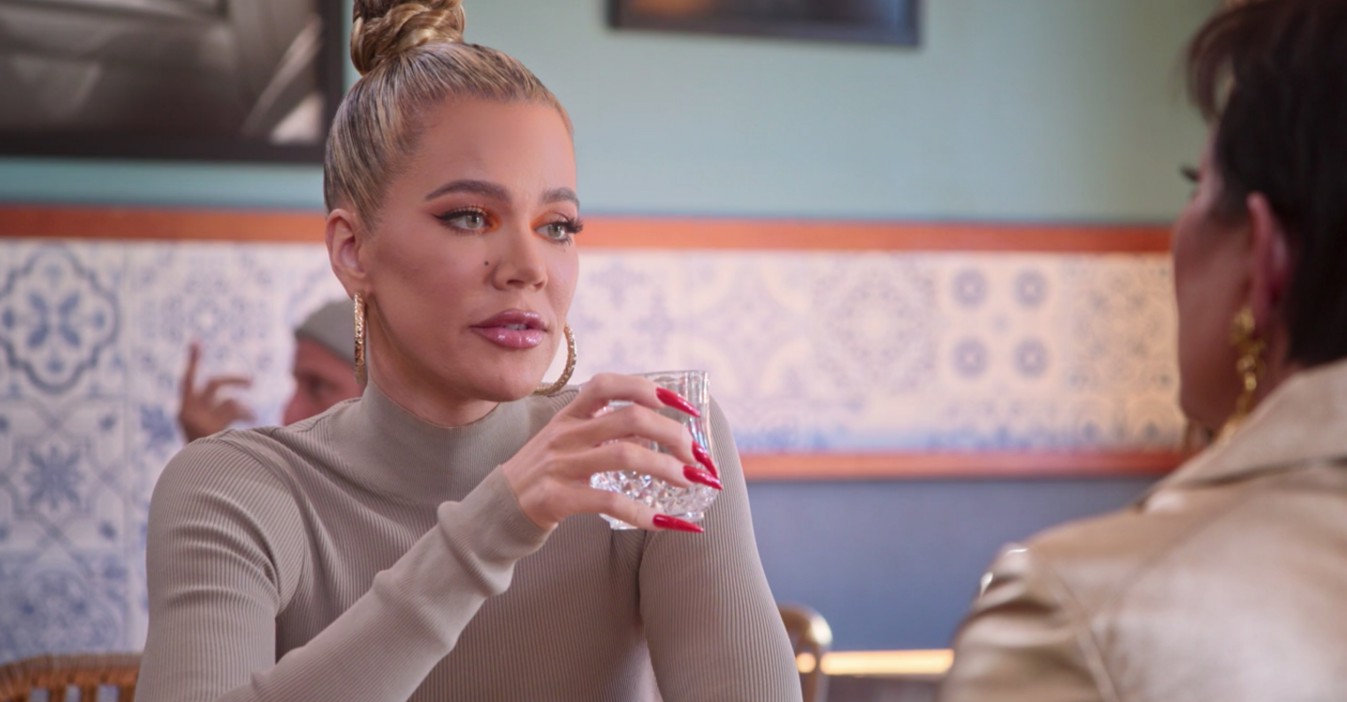 Khloe Kardashian fans accuse the star of wearing fake FINGER TIPS after