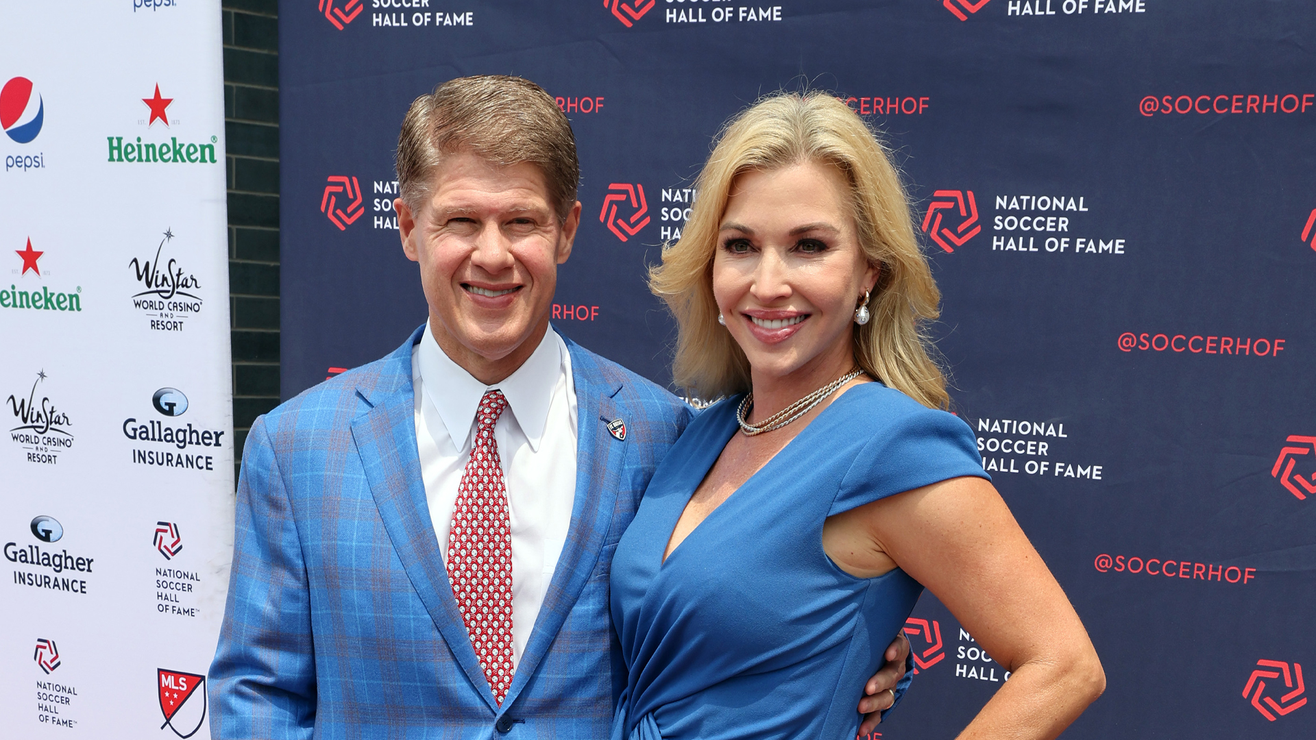 Who is Clark Hunt's wife Tavia Shackles? The US Sun