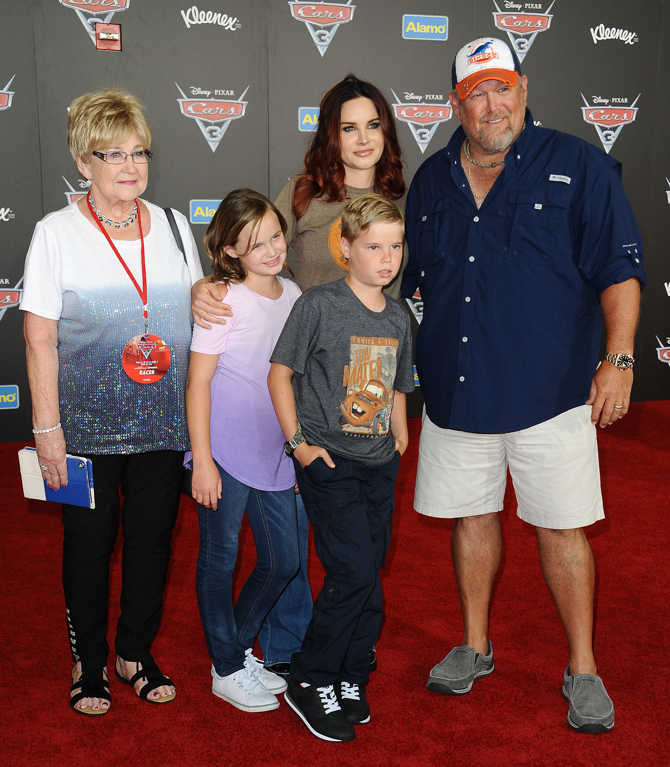 Who is Larry the Cable Guy's wife, Cara Whitney? The US Sun
