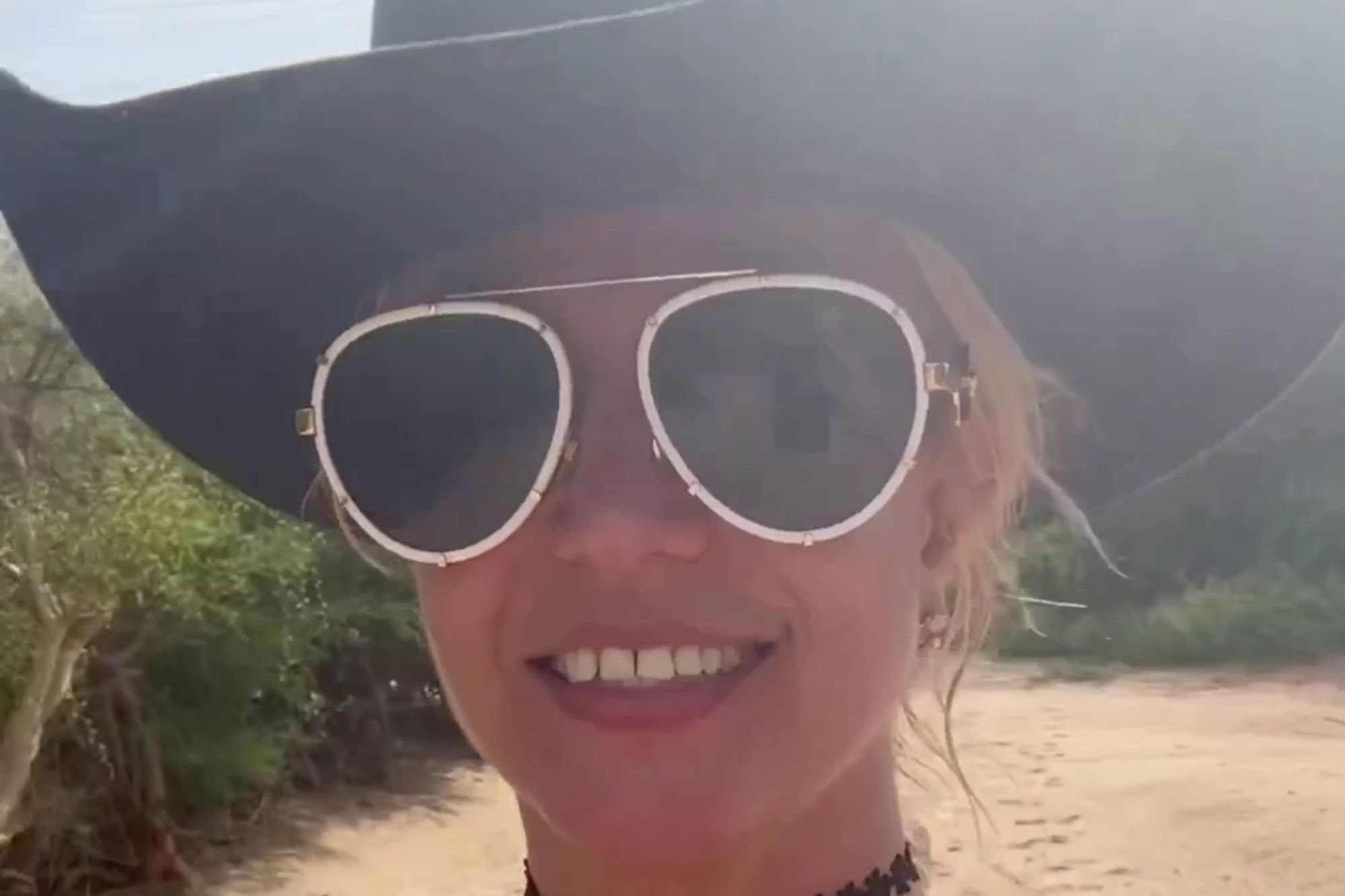 Britney Spears goes topless on guided group horseback ride in Mexico