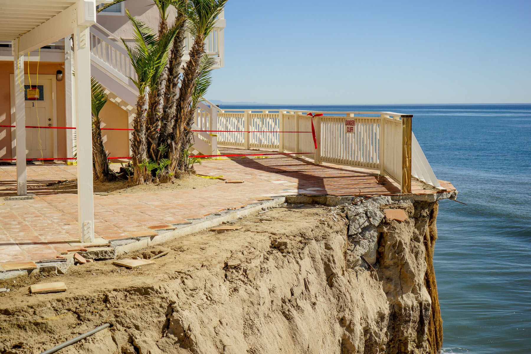 City College student displaced due to Isla Vista cliff collapse The