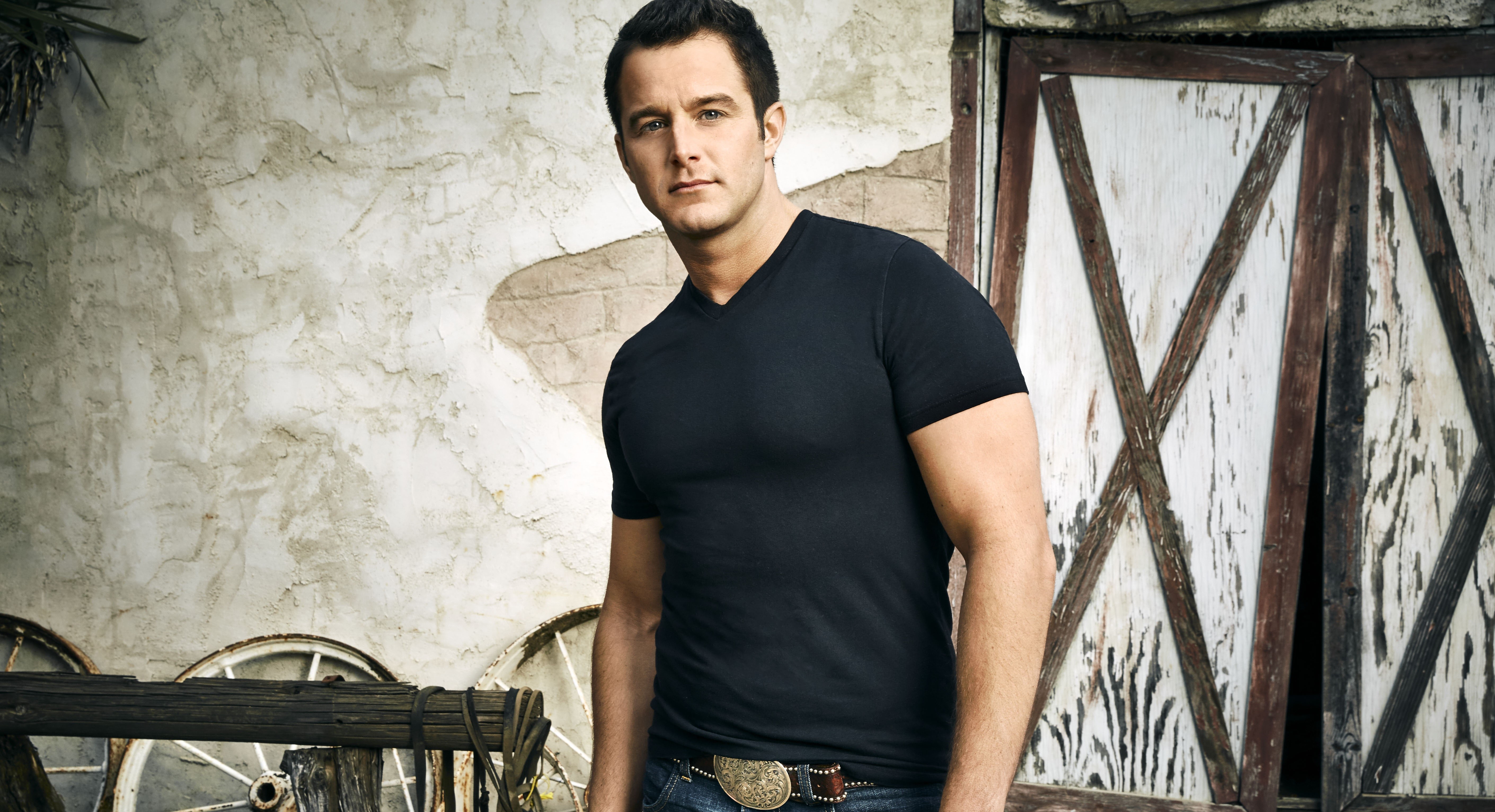 Five Reasons Why We Love Easton Corbin The Country Note