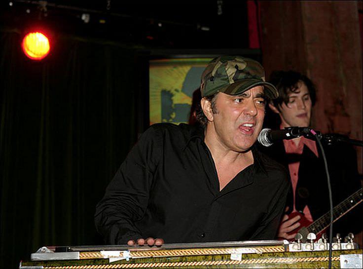 Daniel Lanois Celebrity biography, zodiac sign and famous quotes