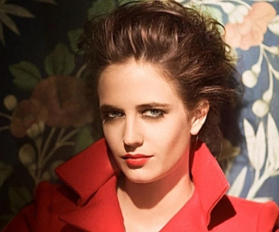 Eva Green Biography Facts, Childhood, Family Life & Achievements