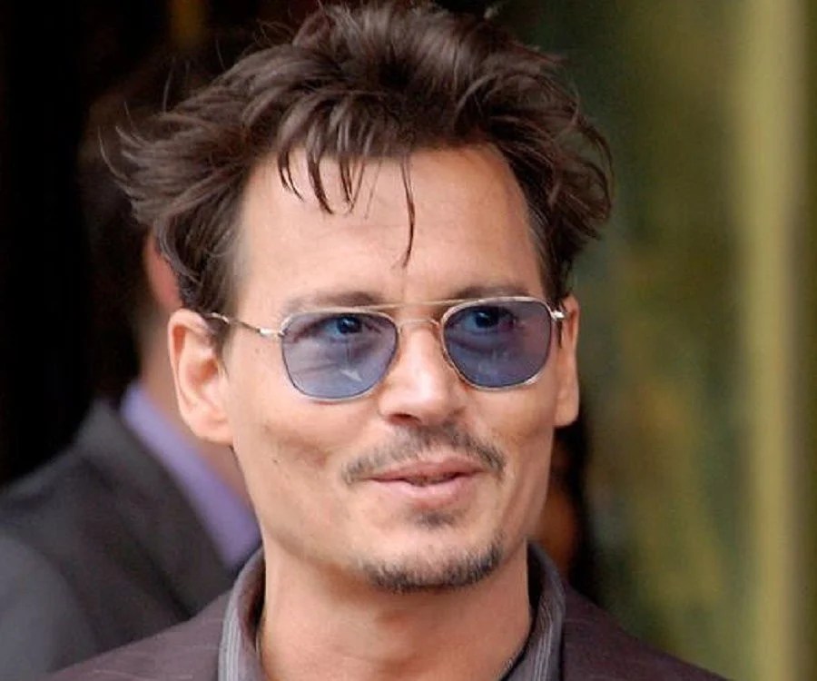 Johnny Depp Biography Facts, Childhood, Family Life & Achievements