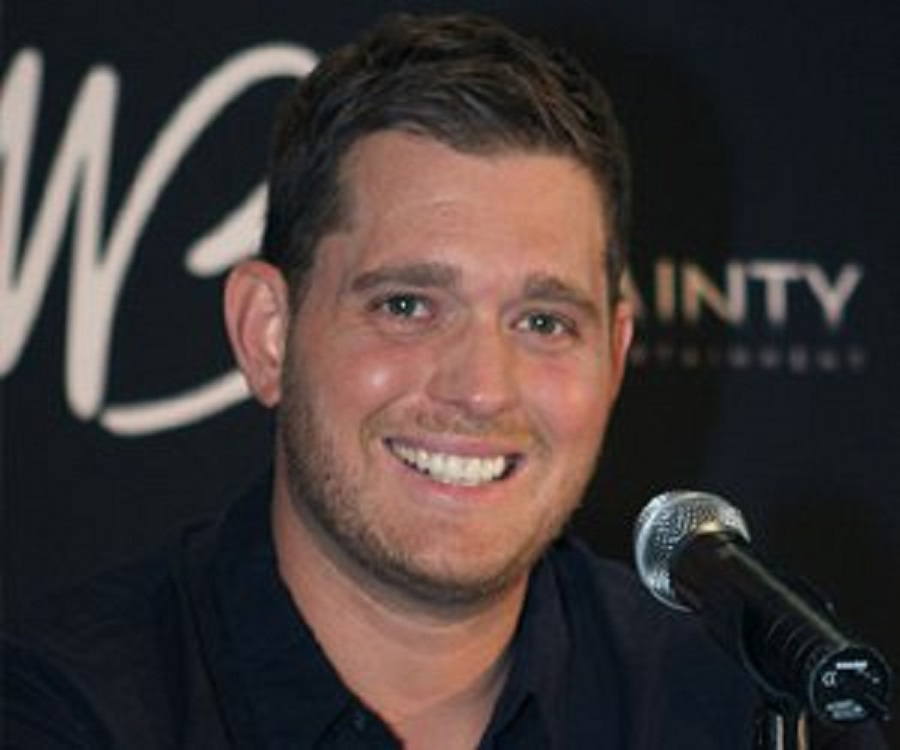 Michael Bublé Biography Facts, Childhood, Family Life & Achievements