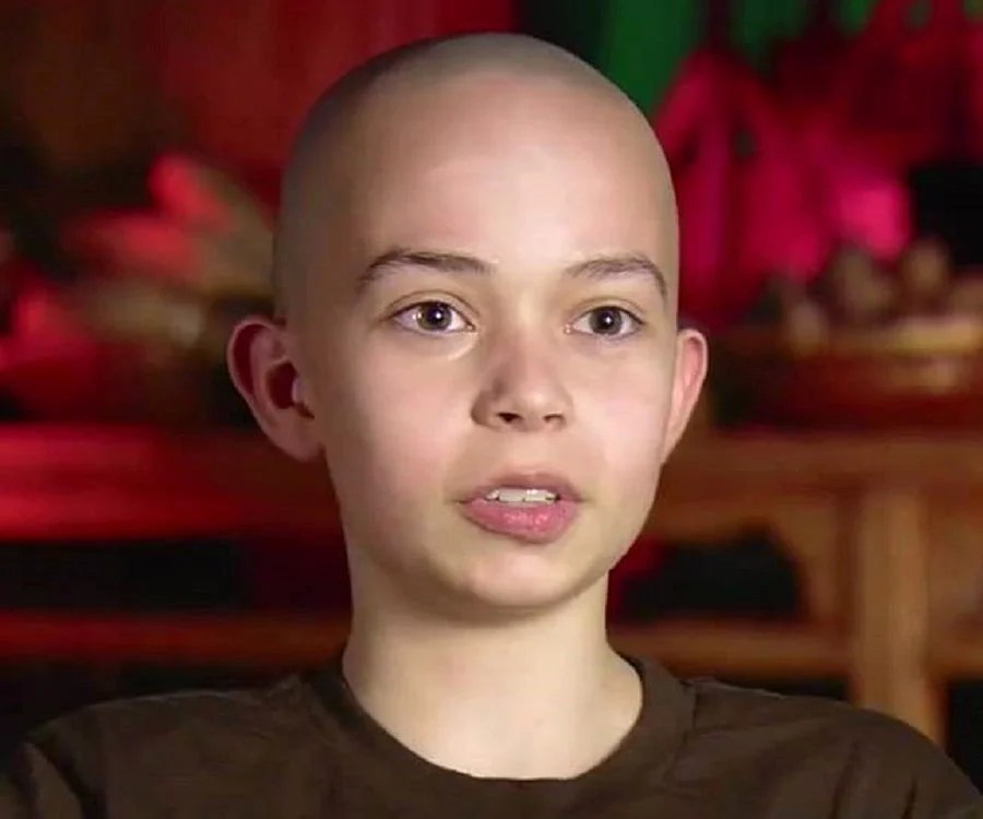 Noah Ringer Biography Facts, Childhood, Family Life & Achievements