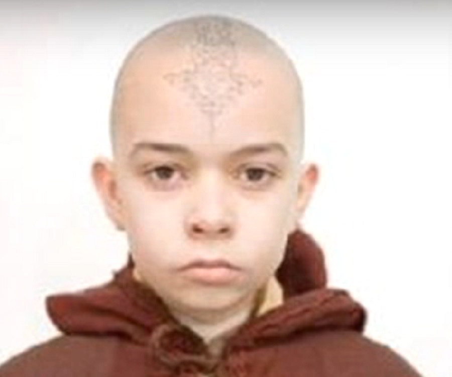 Noah Ringer Biography Facts, Childhood, Family Life & Achievements