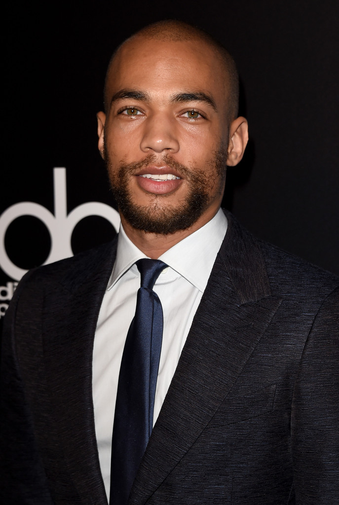 Kendrick Sampson Wears Ermenegildo Zegna to People Magazine Awards