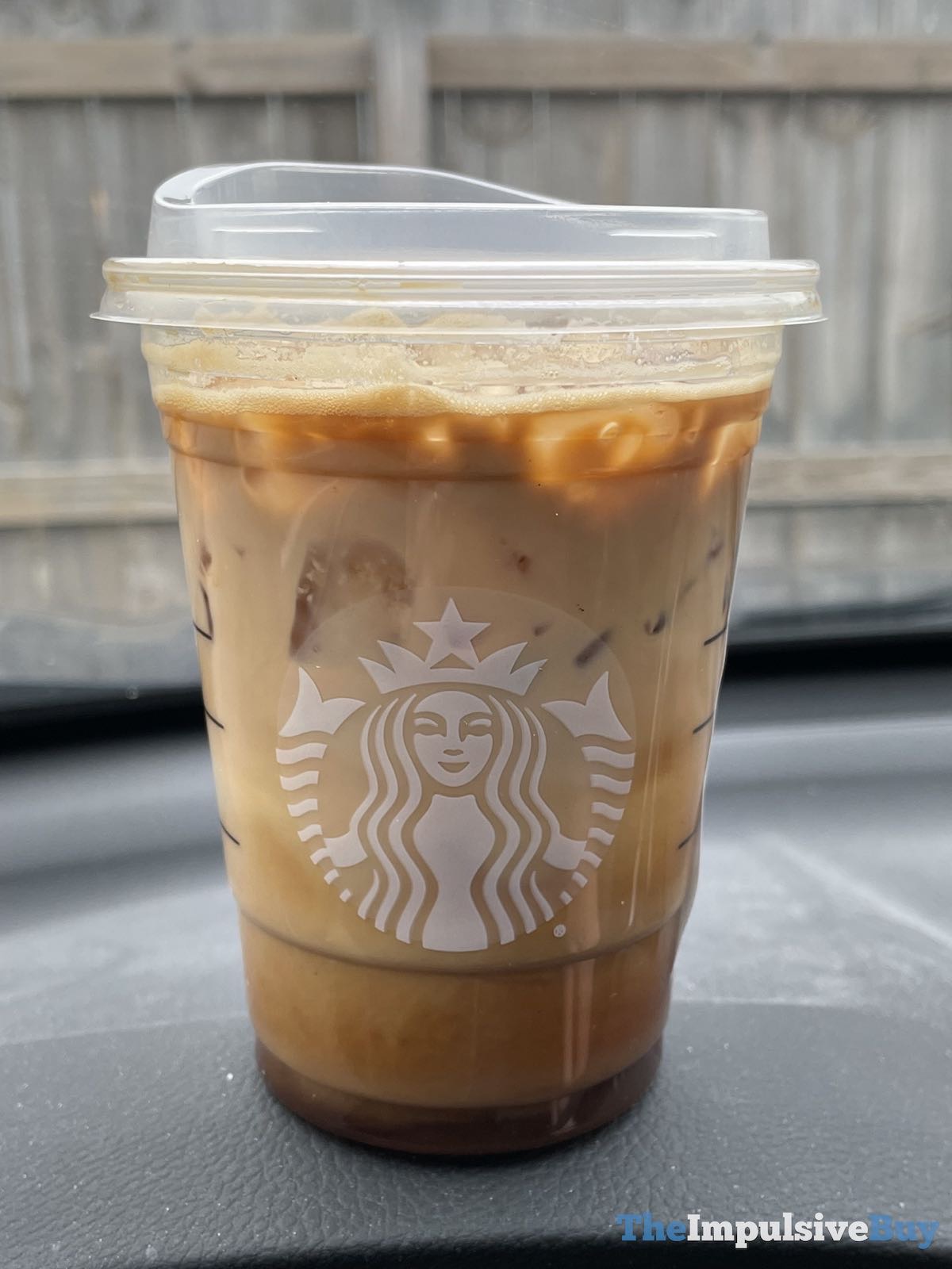 REVIEW Starbucks Iced Toasted Vanilla Oatmilk Shaken Espresso The