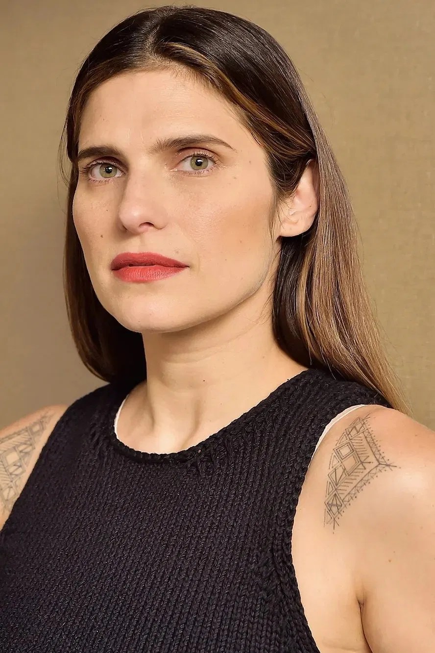 Lake Bell Profile Images — The Movie Database (TMDB)