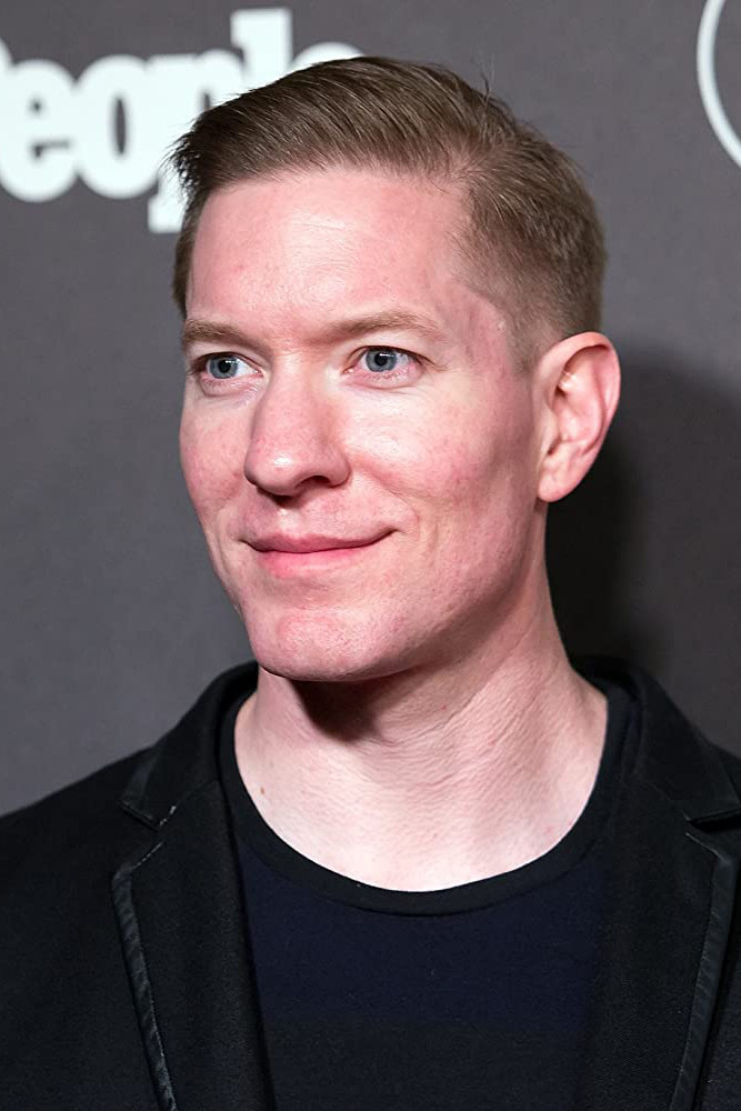 Joseph Sikora Profile Images — The Movie Database (TMDB)
