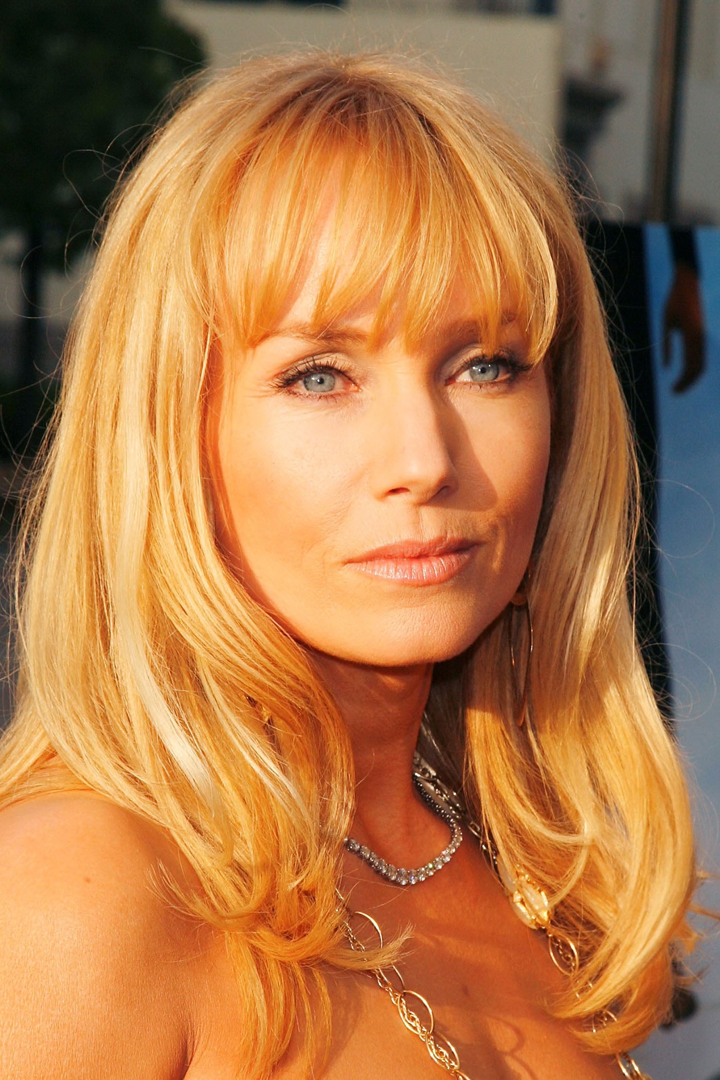 Classify Rebecca de Mornay