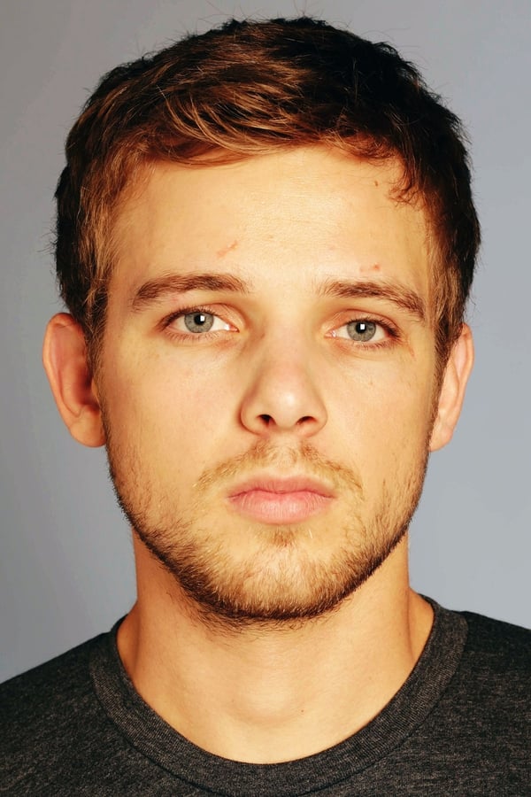 Max Thieriot — The Movie Database (TMDB)