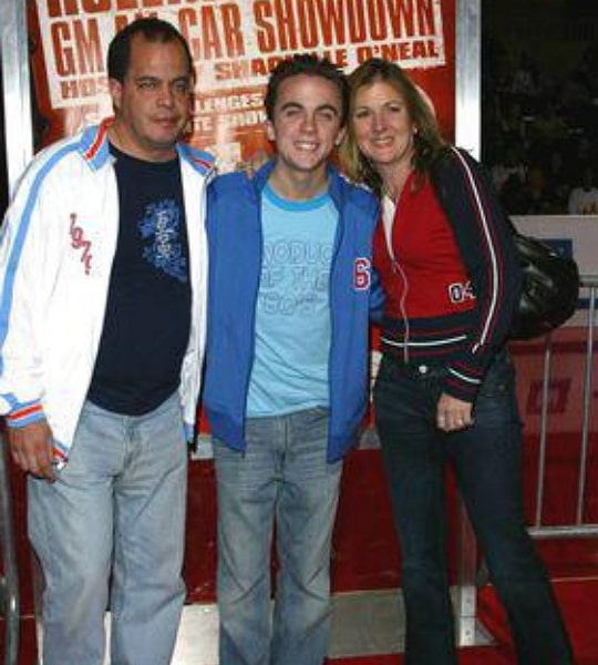 Frankie Muniz Age, Net Worth, Wife, Family, Height and Biography