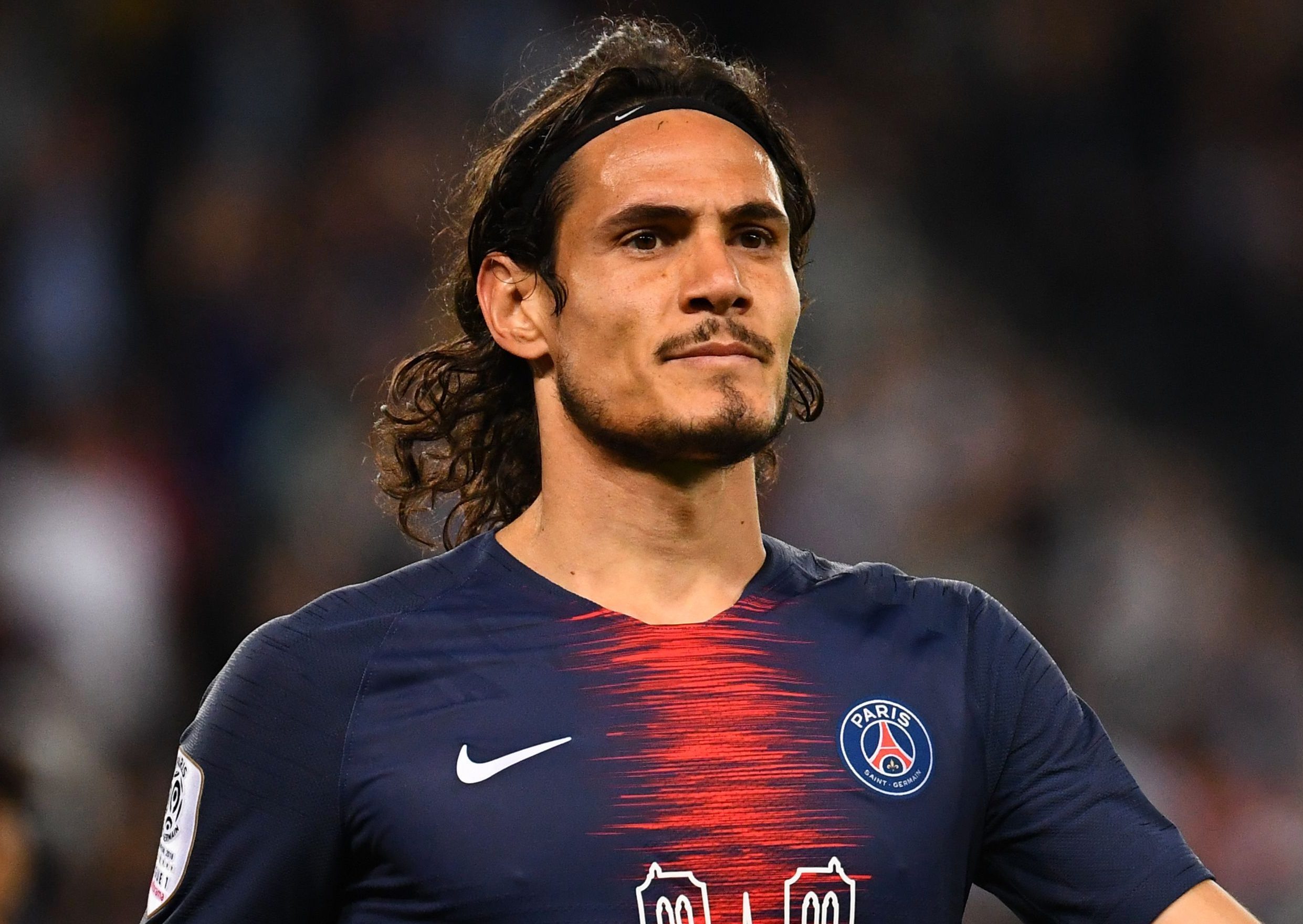 Man Utd Finally Submit Offer For Edinson Cavani Thewistle