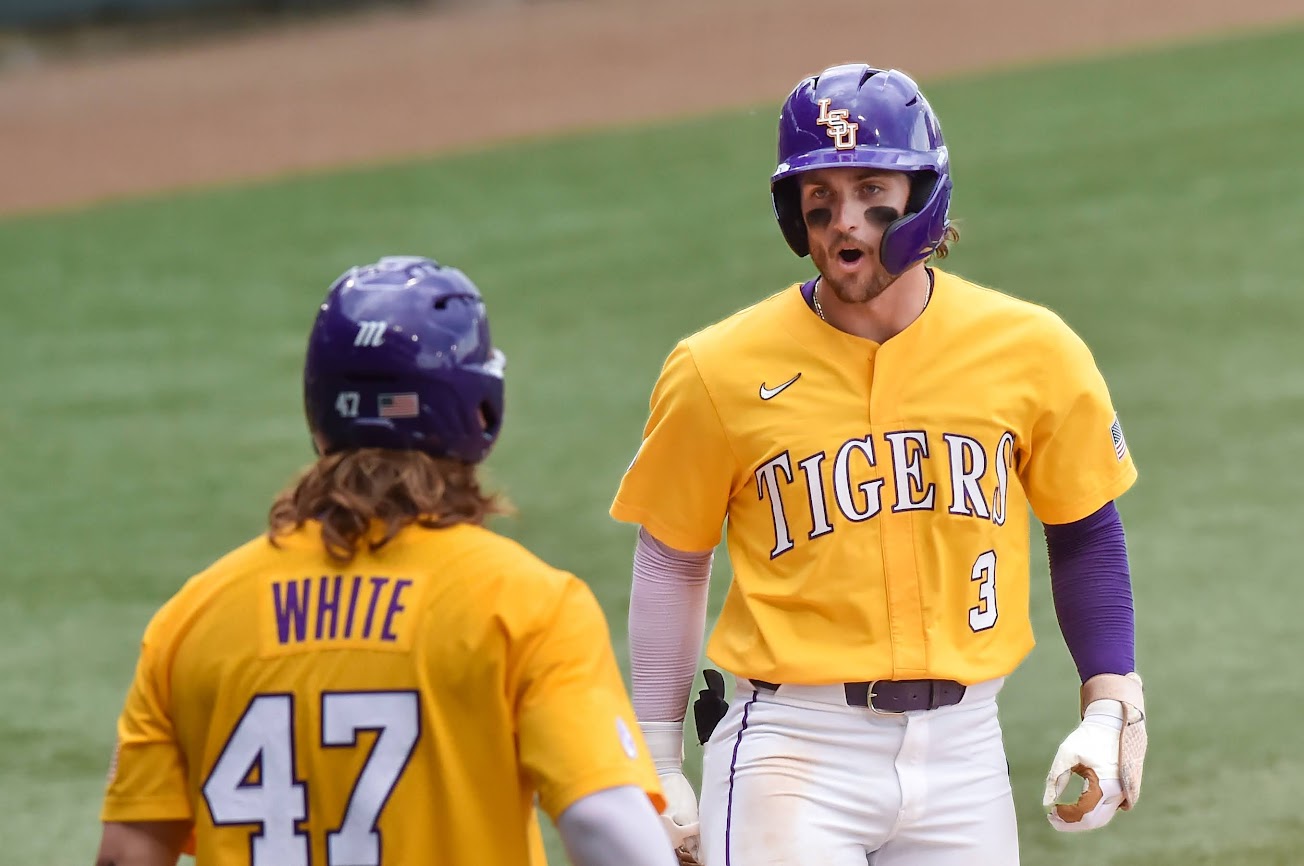 No. 5 overall LSU pounds Oregon State, wins Regional Championship and