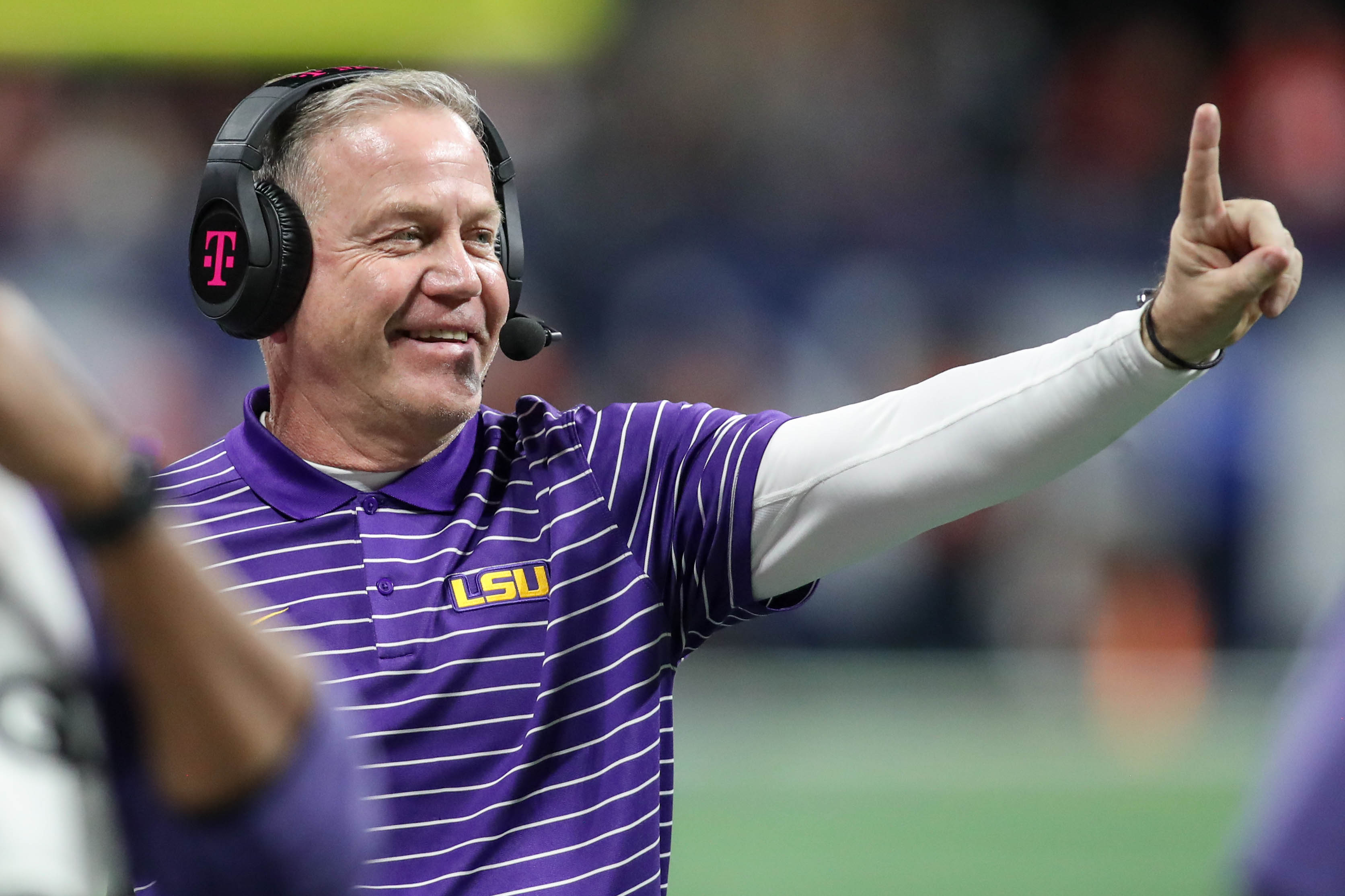Glowing reviews LSU coach Brian Kelly puts together solid 25member recruiting class in first