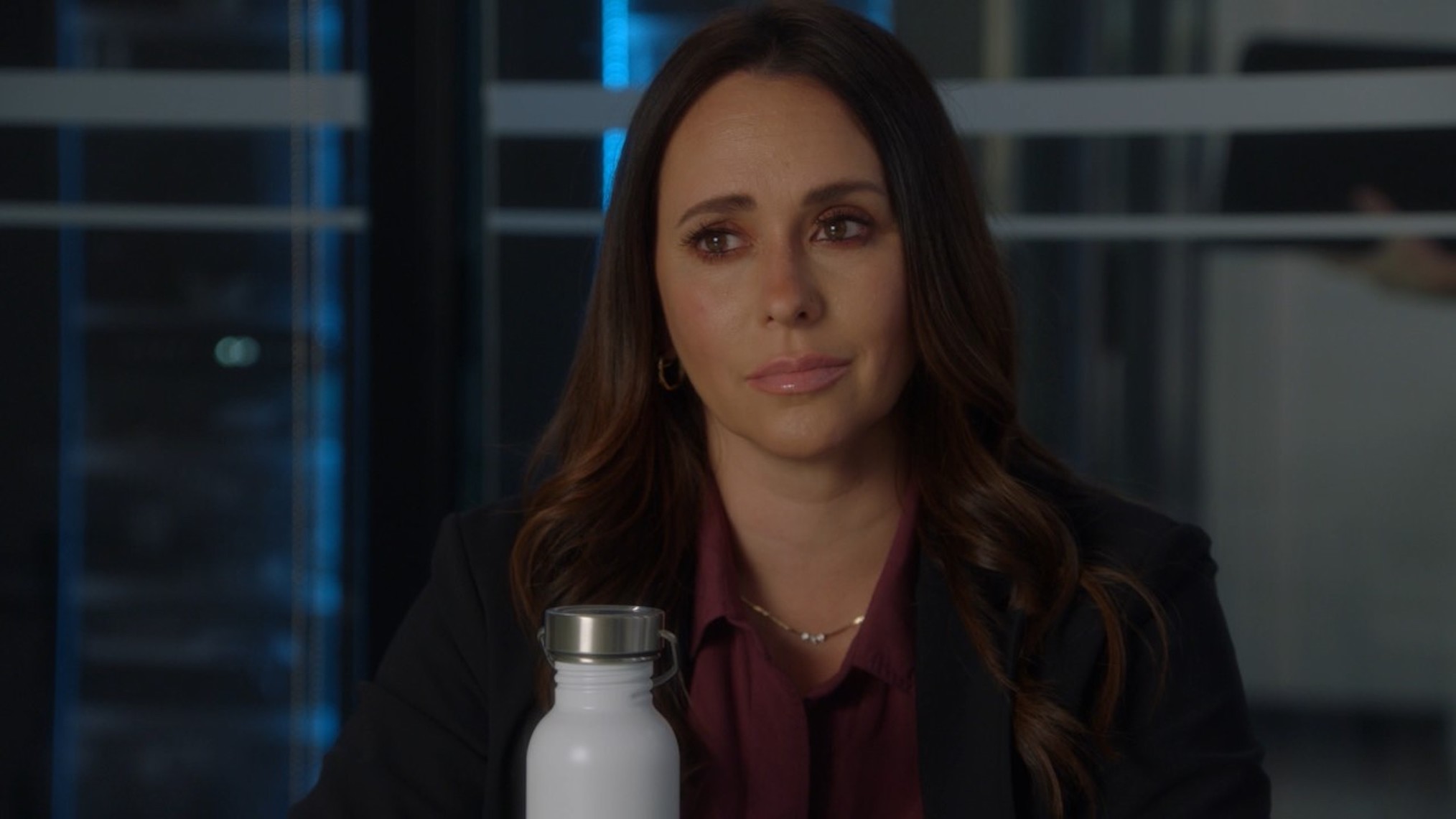 '911' Jennifer Love Hewitt on That Call Center Betrayal, a Maddie