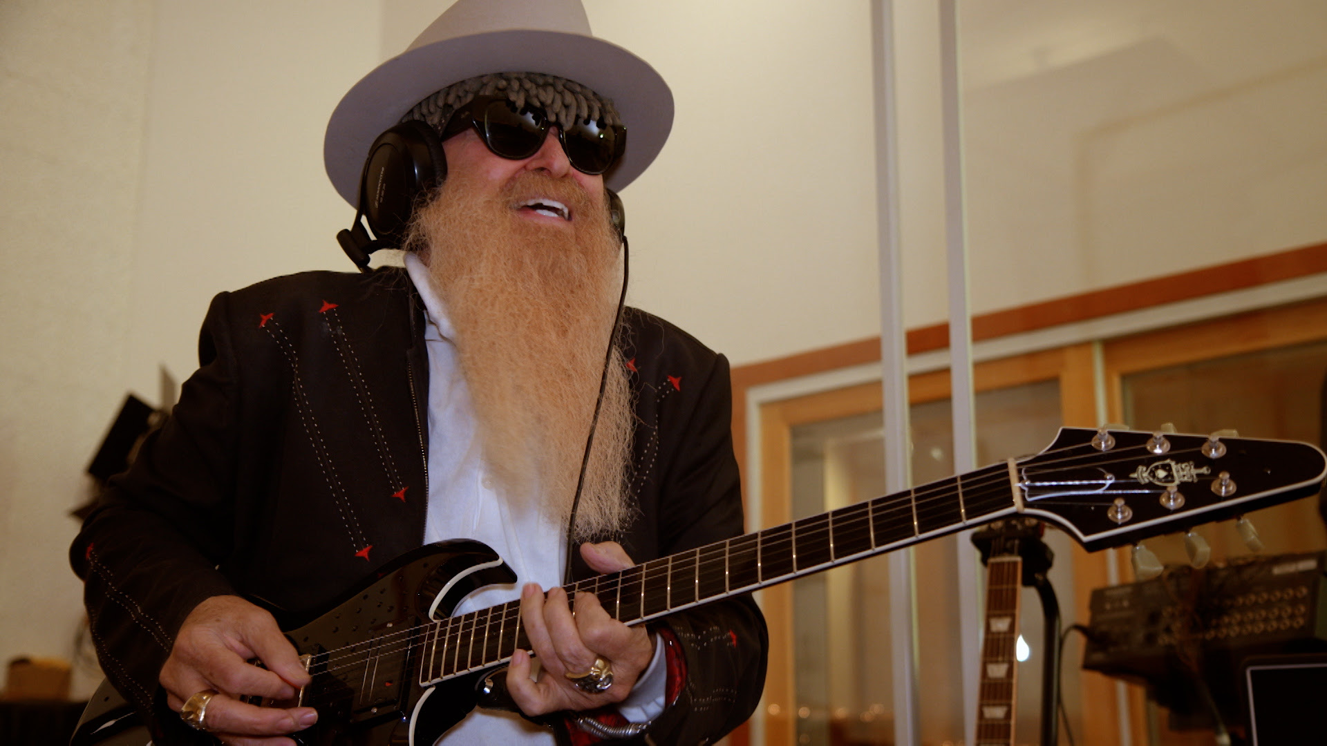 Billy Gibbons Wife, A Day In The Life Of Billy Gibbons Zz Top Fuel