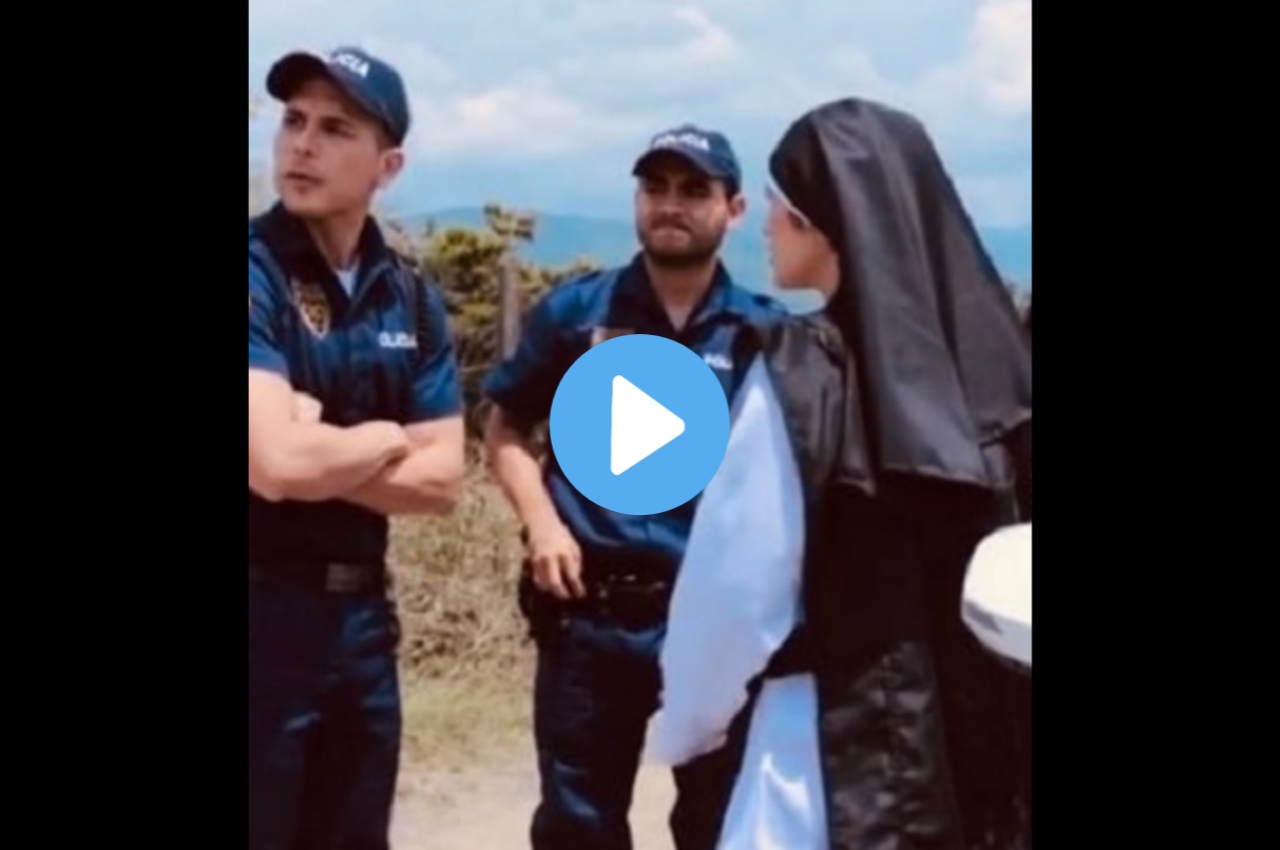 (Full Video) 2 Nuns Being Searched By Police Viral On Twitter Unitary