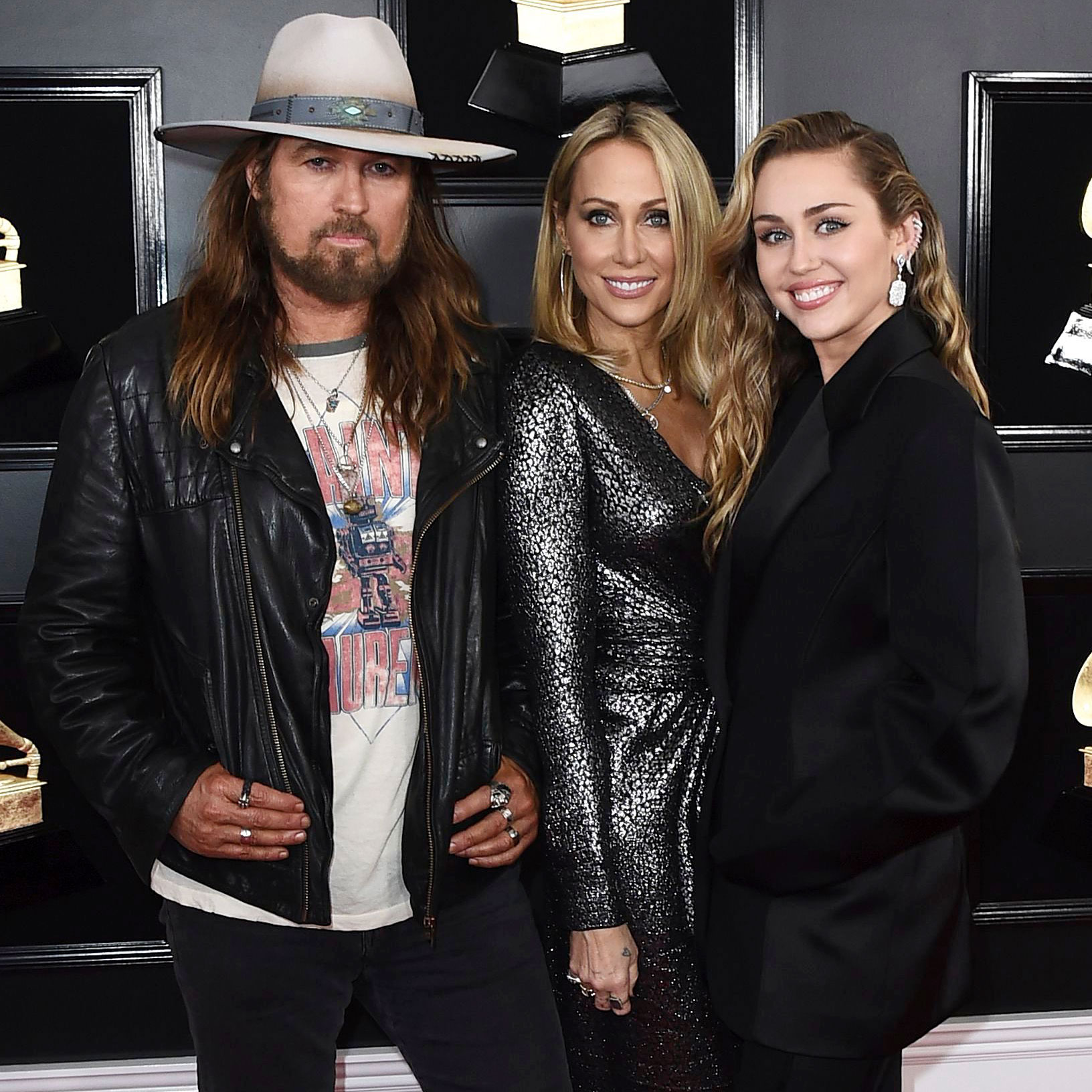 Tish Cyrus Files for Divorce From Billy Ray Cyrus for 3rd Time