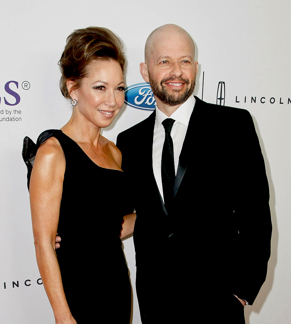 Jon Cryer Jokes About Farmers Market Date With Wife