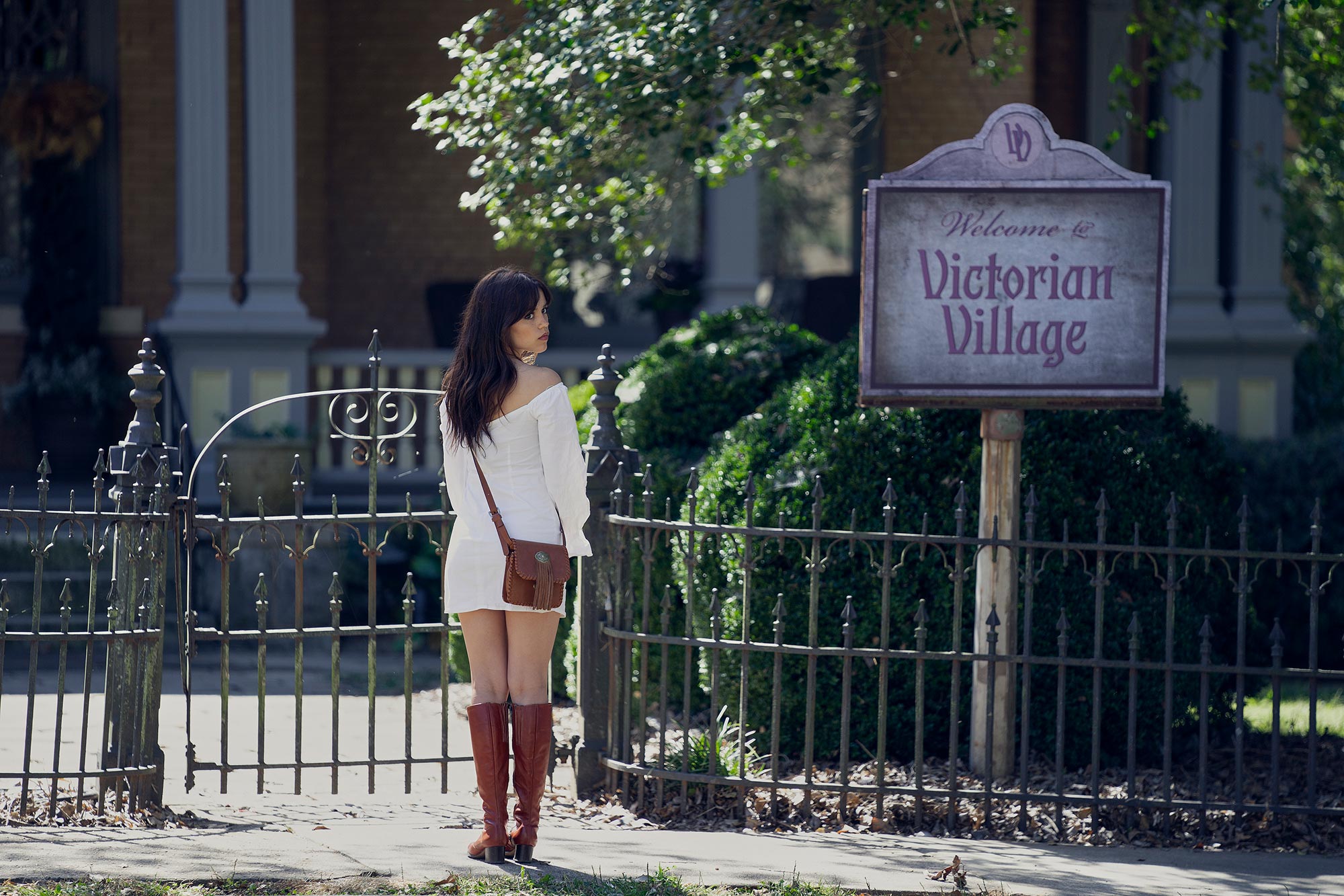 Jenna Ortega, Martin Freeman's Film 'Miller's Girl' What to Know Us