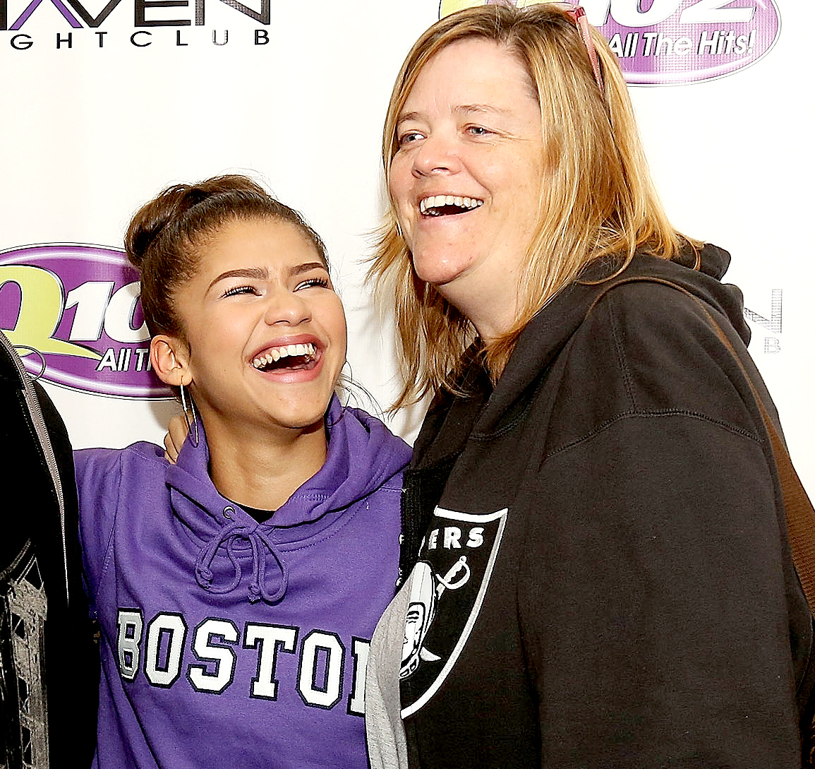 CoverGirl Zendaya Does Her Mom's Makeup Like a Pro