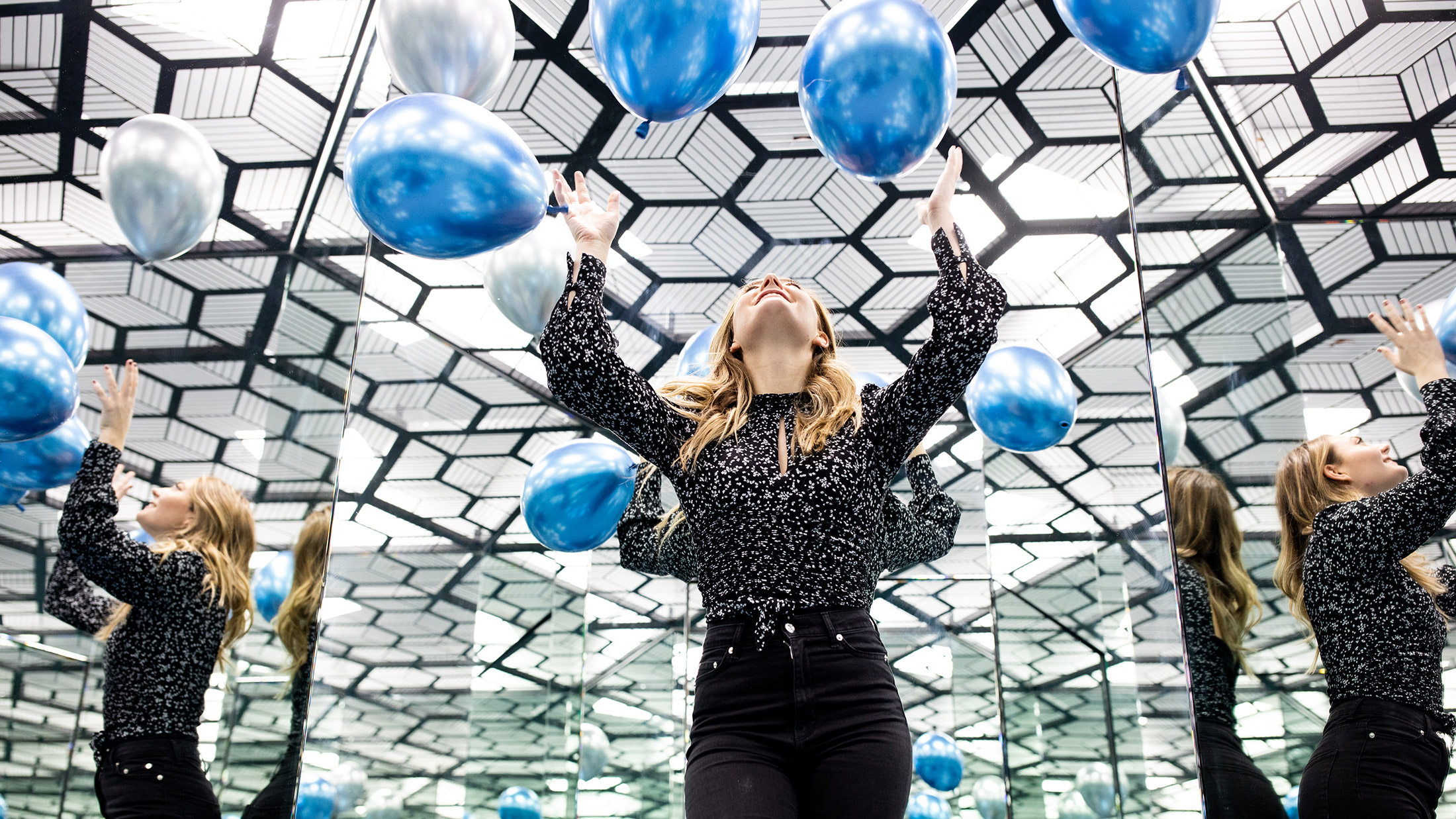 A Guide to the Museum of Illusions Philadelphia — Visit Philadelphia