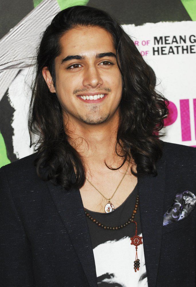 Pictures of Avan Jogia