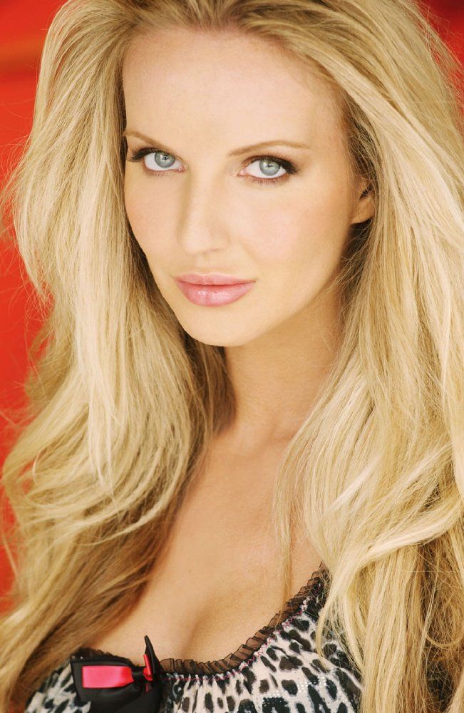 Pictures of Lucia Oskerova