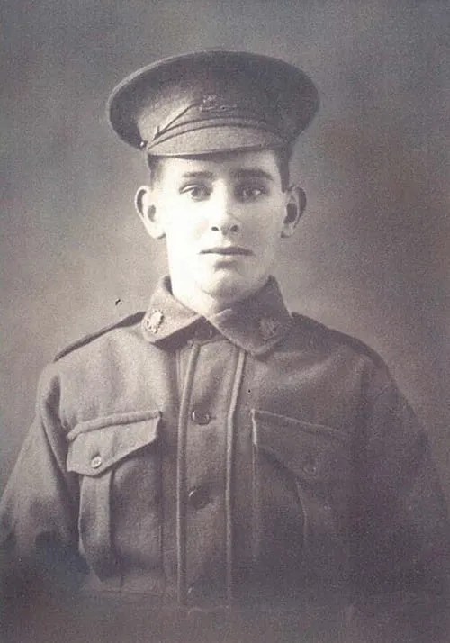 Vintage postcards reveal Private Arthur Booth's war experience on the eve of centenary The