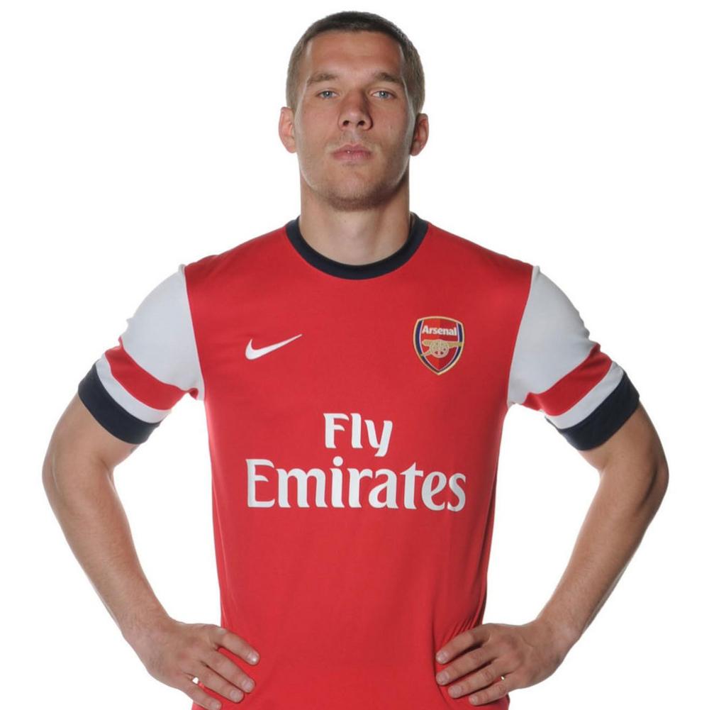 Podolski Podolski "I'm due back to Arsenal, but..." / Kariyer
