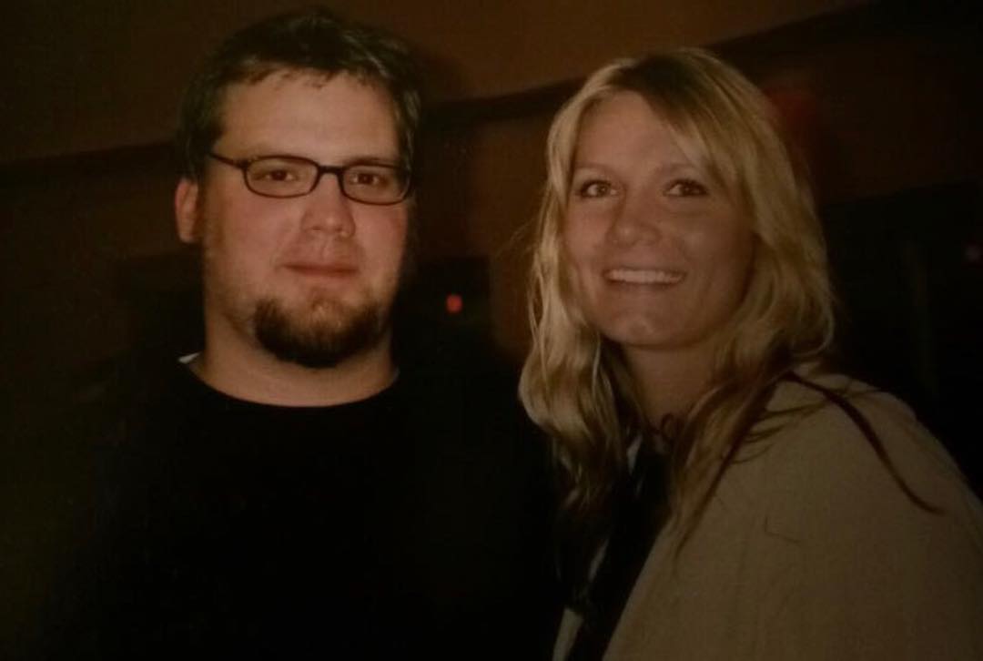 Chris Stapleton’s Wife Shares An Unrecognizable Photo Of Him
