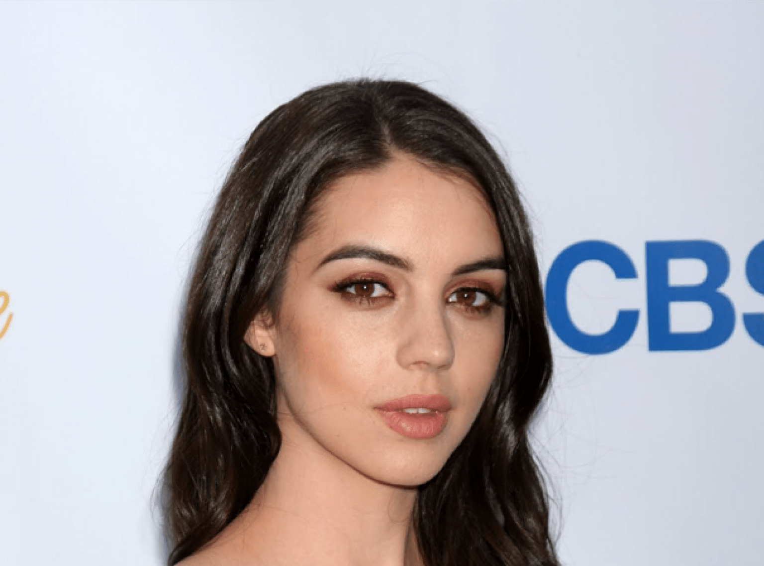 Adelaide Kane Biography Age, Height, Boyfriend, Girlfriend, Networth