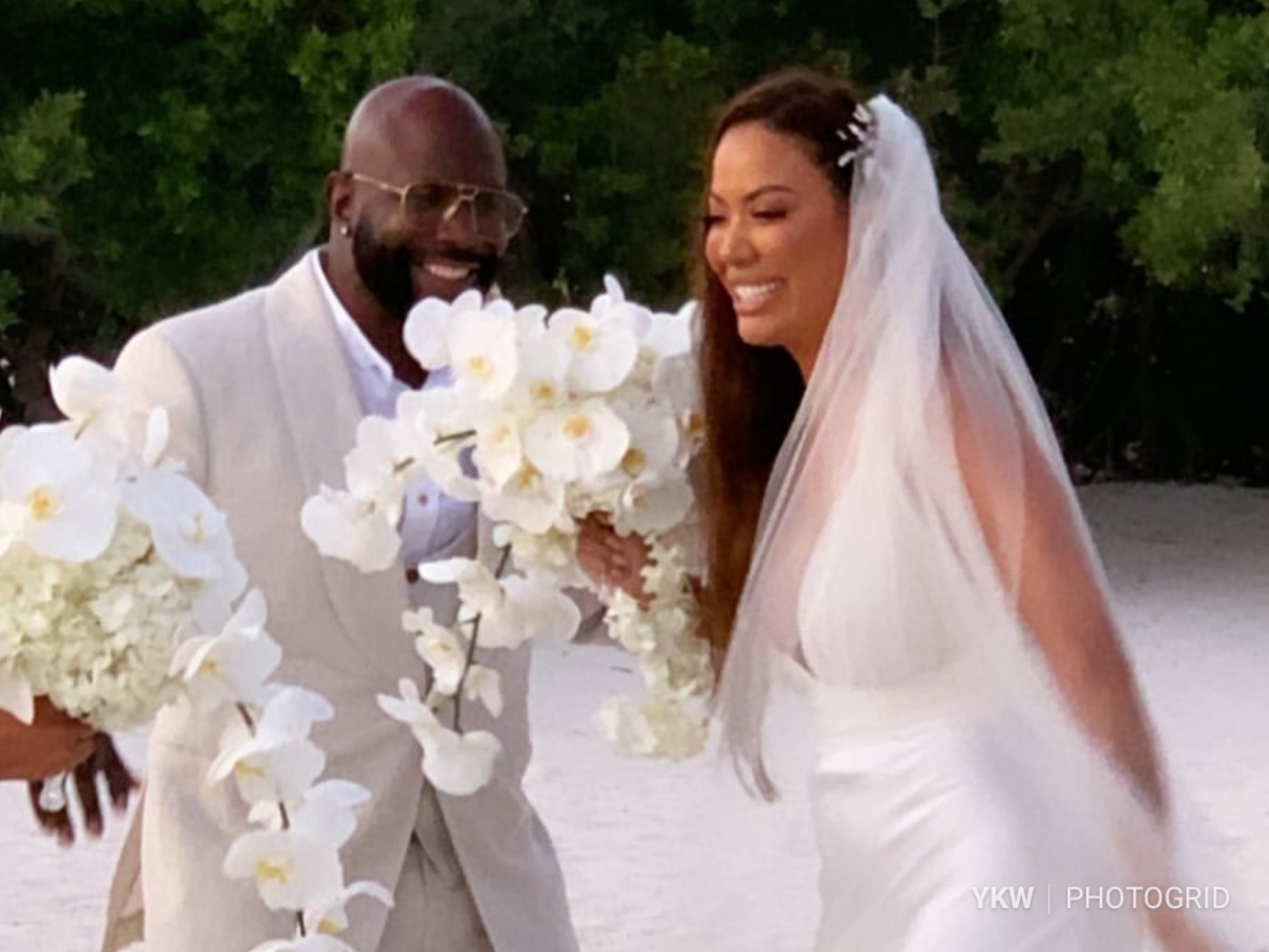 Wedding Bells Wanya Morris Of Boyz II Men Marries Bride Amber Reyes In