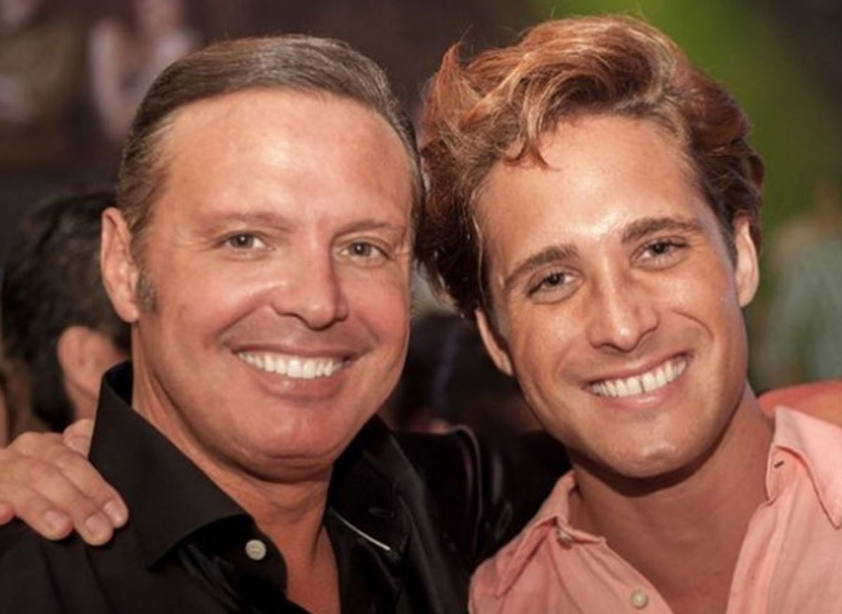 Learn how to speak like a Mexican watching Luis Miguel's Netflix series