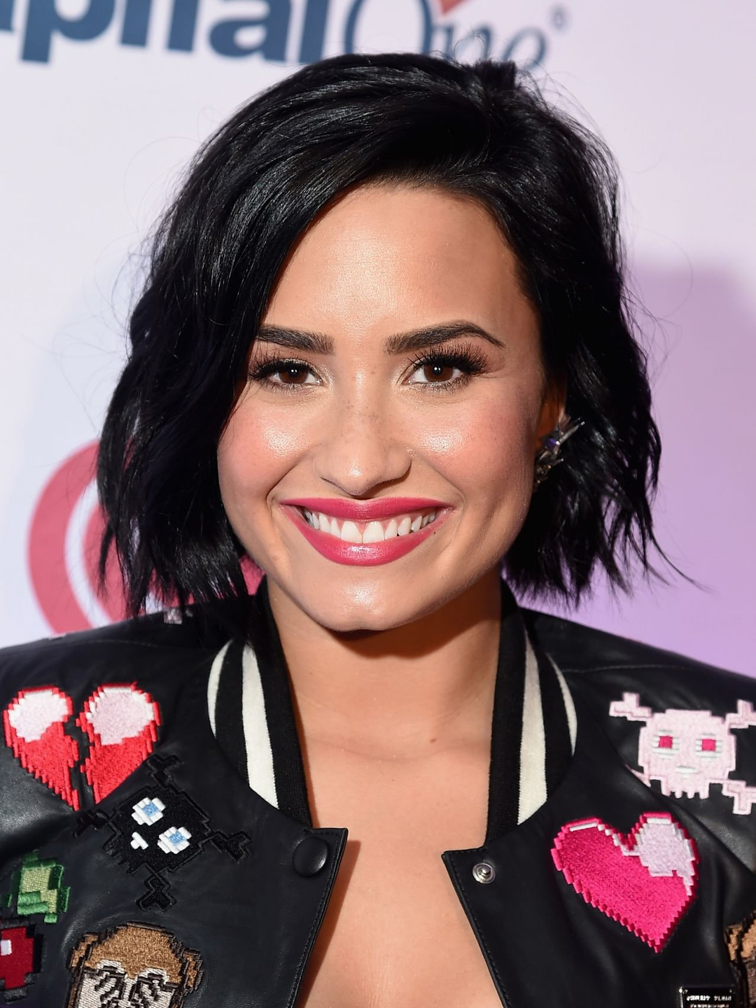 Demi Lovato biography, photos, net worth, boyfriend, disorders, height and weight 2024 Zoomboola