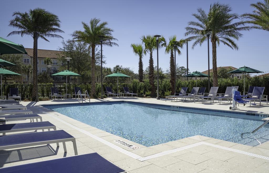 destin hotels with outdoor swimming pool