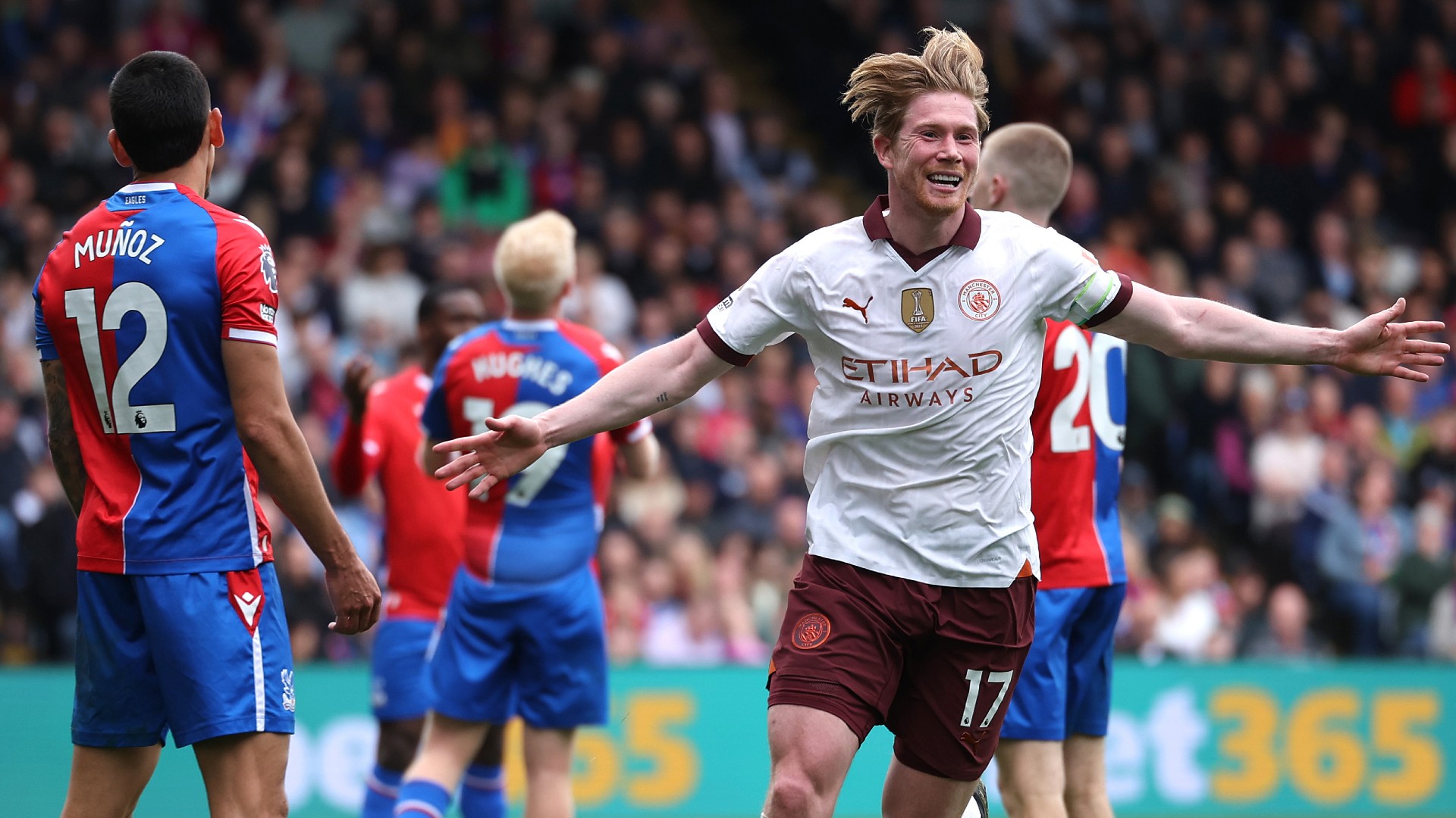 Kevin De Bruyne reveals Manchester City teammate who 'keeps me on my toes'