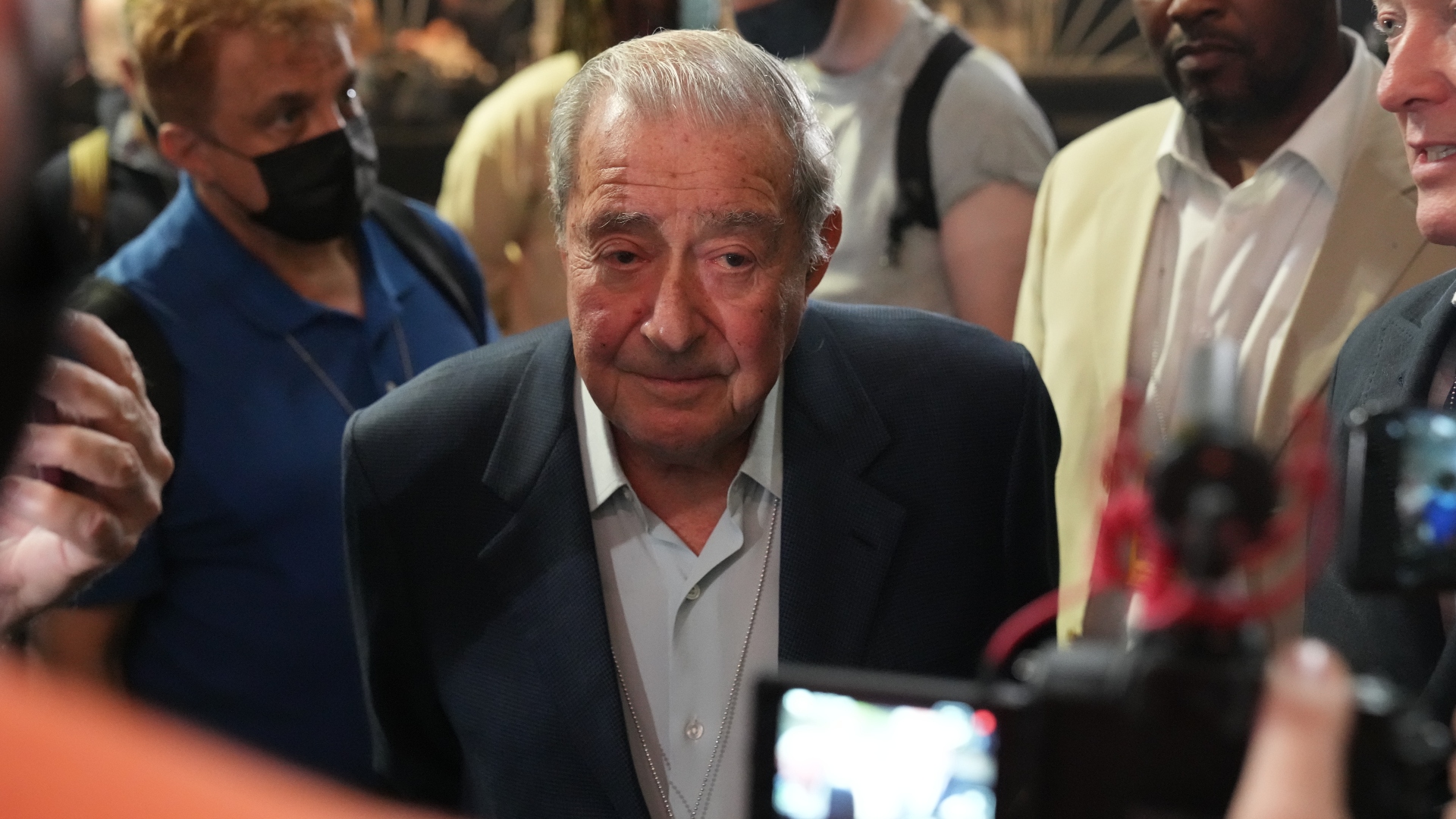 Bob Arum names the fight he wants to happen that will leave boxing fans 'in awe'