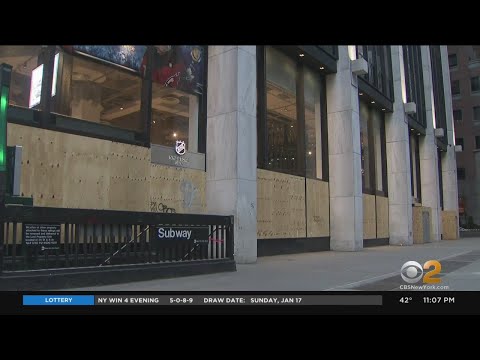 NYC Businesses Boarding Up In Advance Of Inauguration